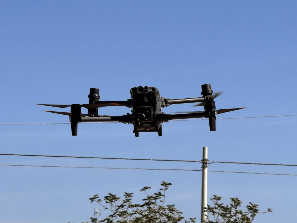 DJI Matrice 30T in volo